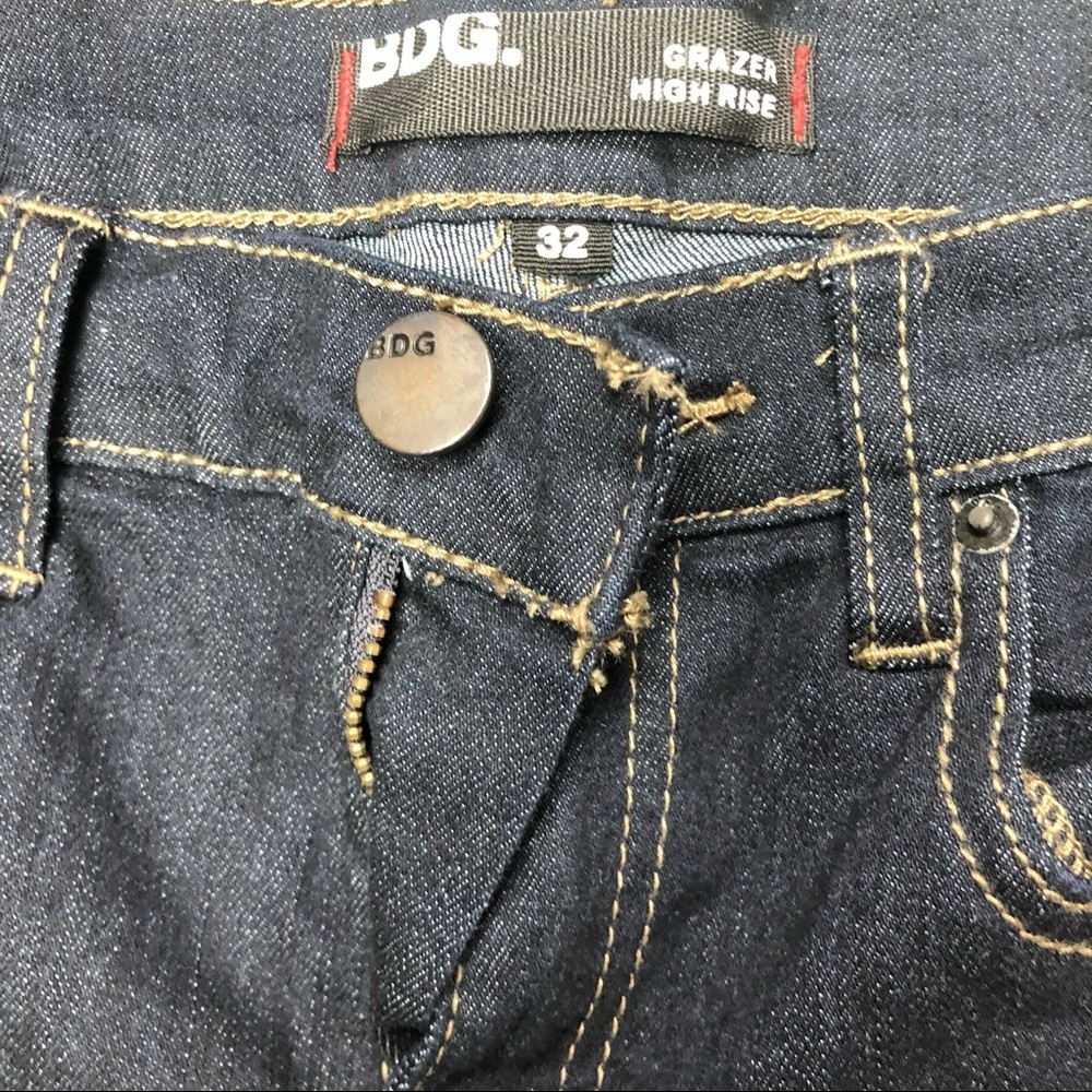 NWT BDG High Rise Jeans - Picture 2 of 6